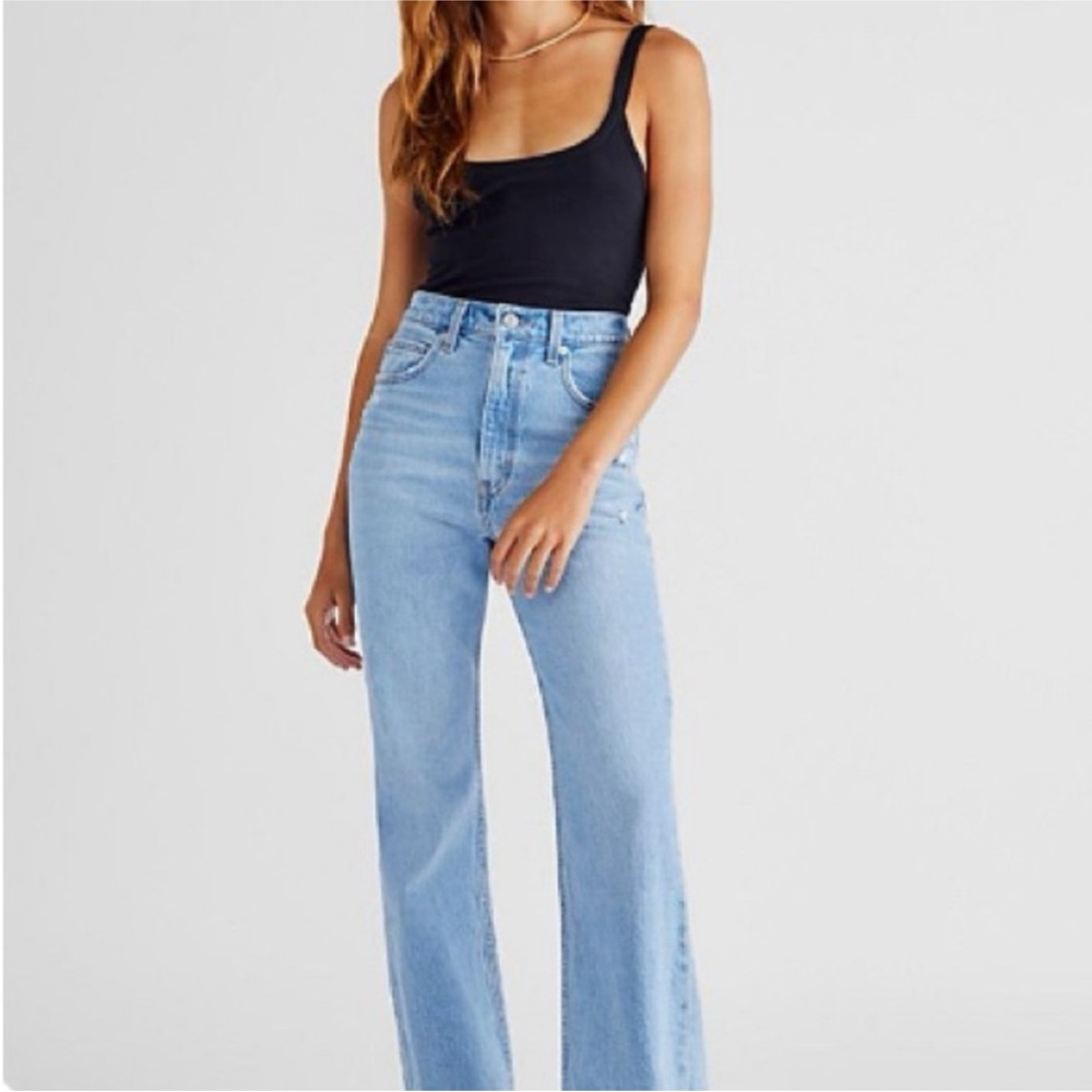 Levi’s 70’s High Rise Flare Light Blue Women's Jeans NWOT